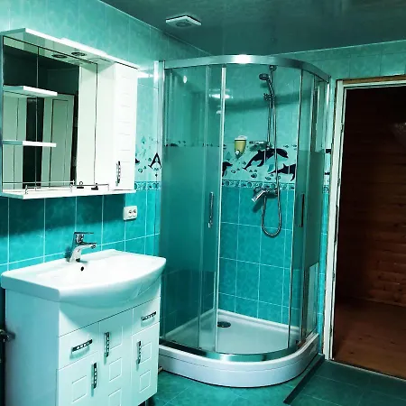 У Гуцула Hotell *